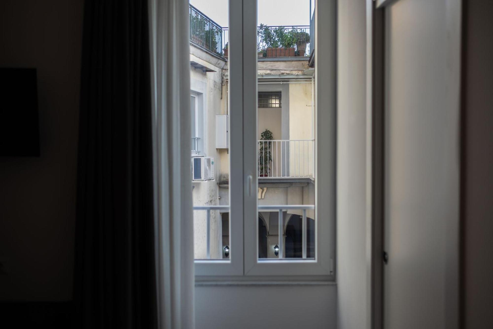 Napoli Oltre Rooms Esterno foto